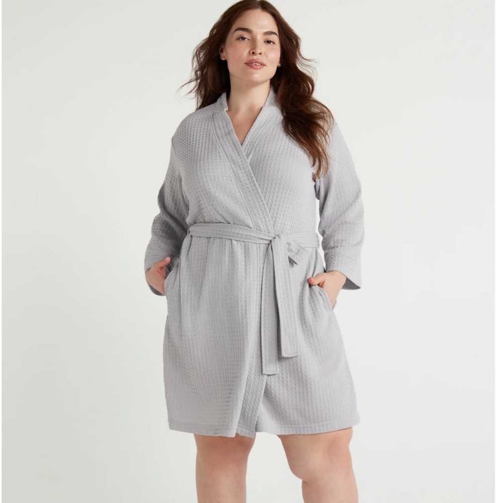 Joyspun Soft Silver Waffle Knit Kimono Tie Close Robe